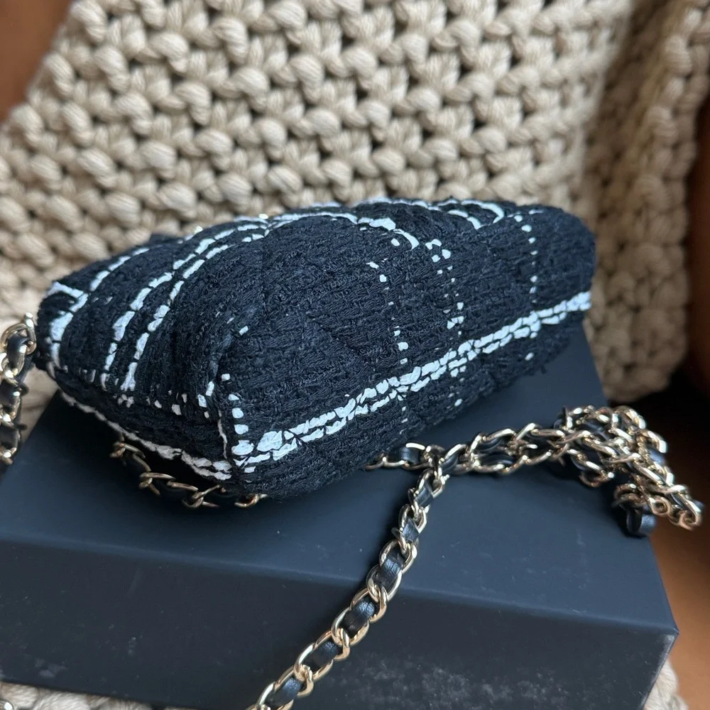 Chanel Tweed CC Crossbody Mini Bag NEW - Picture 6 of 11
